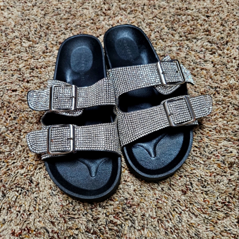 Steve Madden Rhinestone slides